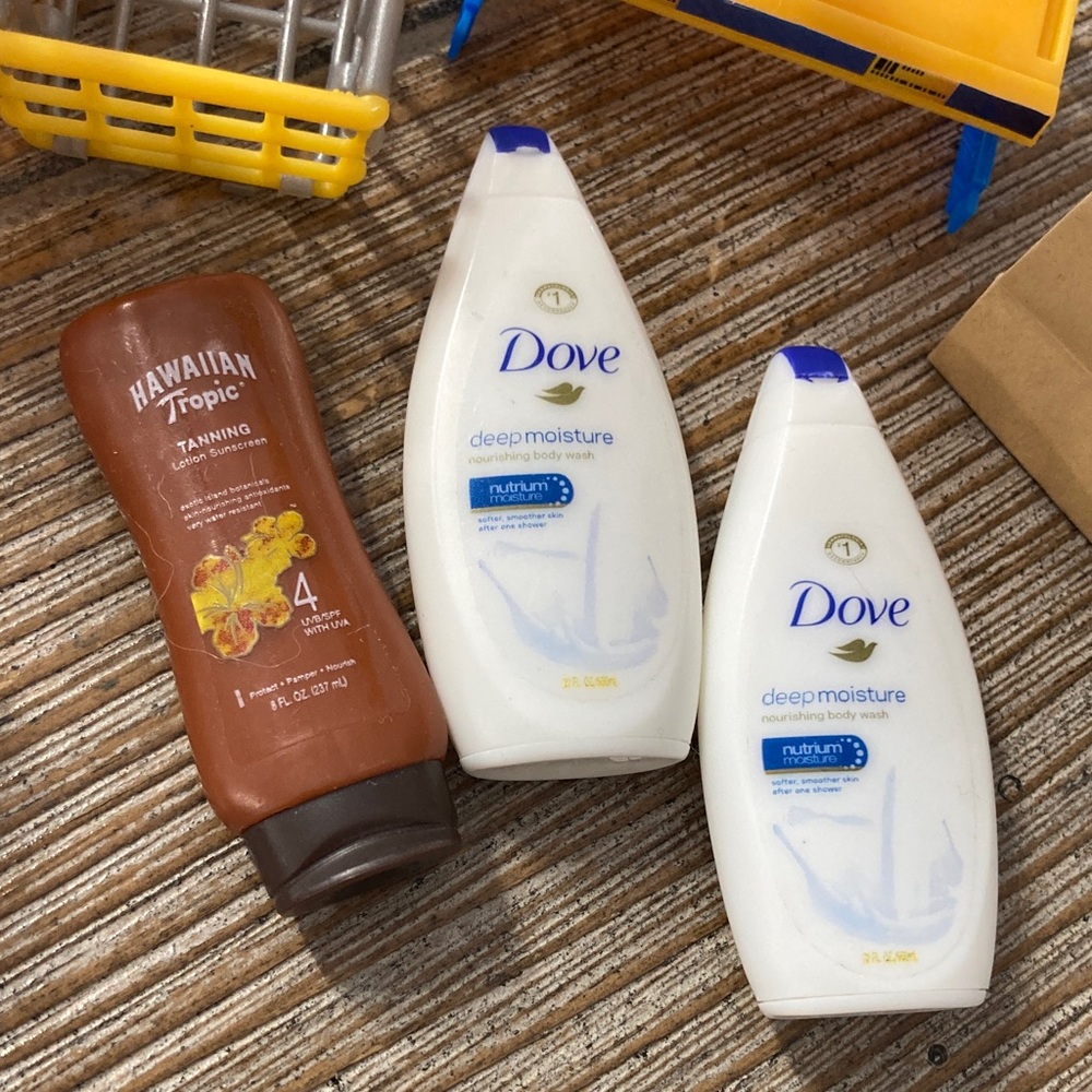 Mini brands bundle - Picture 3 of 15